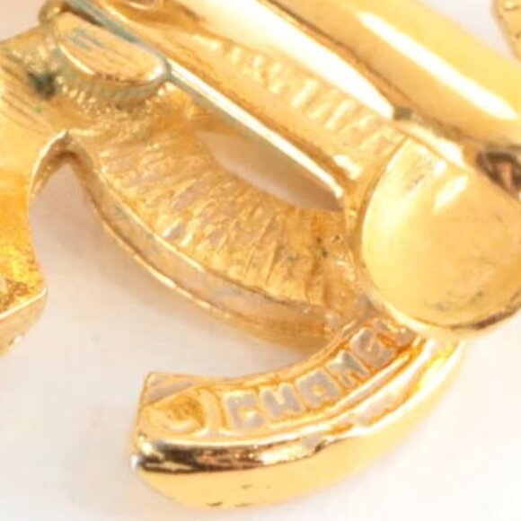 Chanel Vintage 31 Rue Cambon Clip-On Earrings - Picture 4 of 4